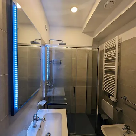 Benedict Guest house *